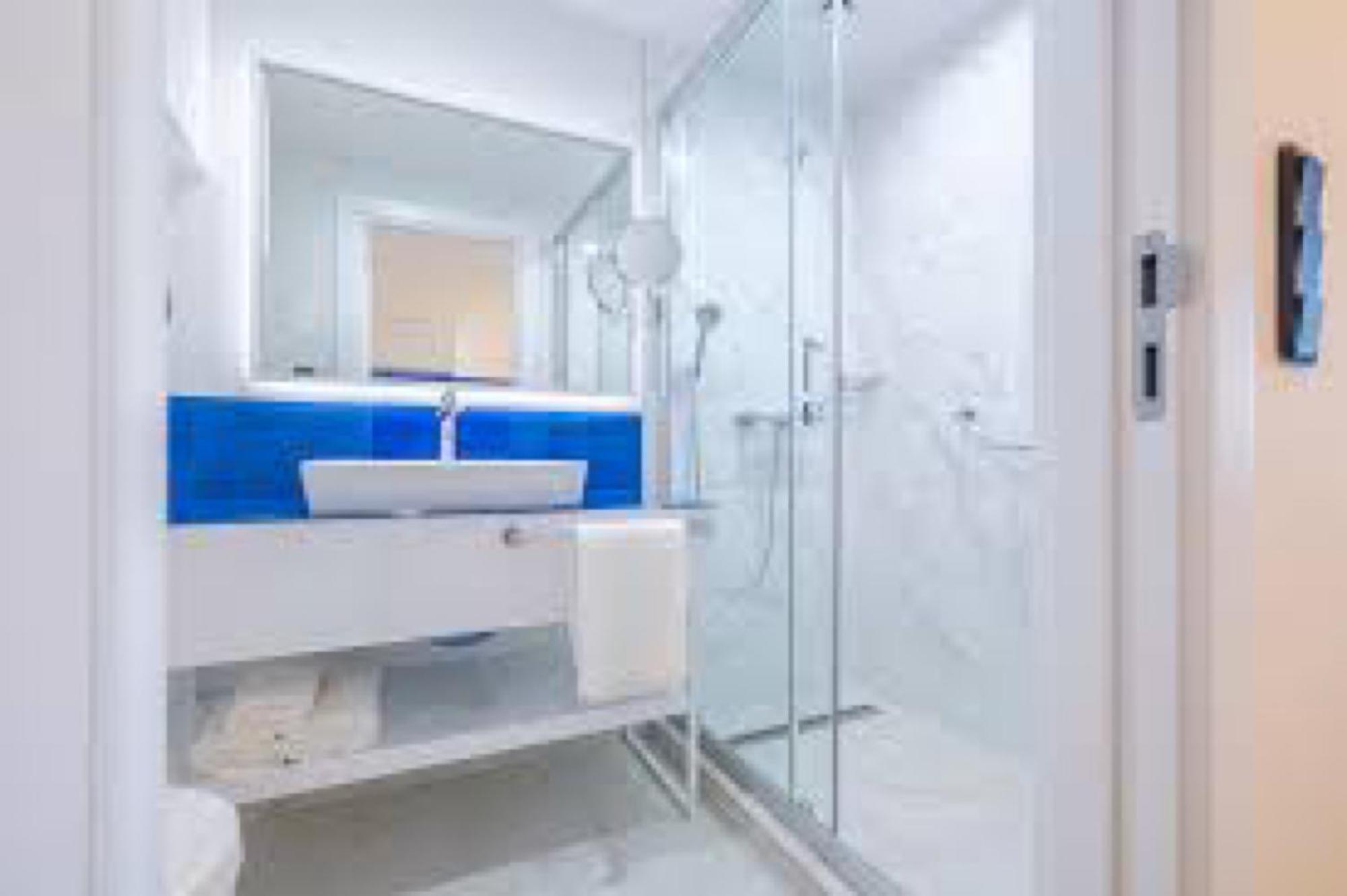 Aparthotel Sea View Orbi City Batumi Exterior foto