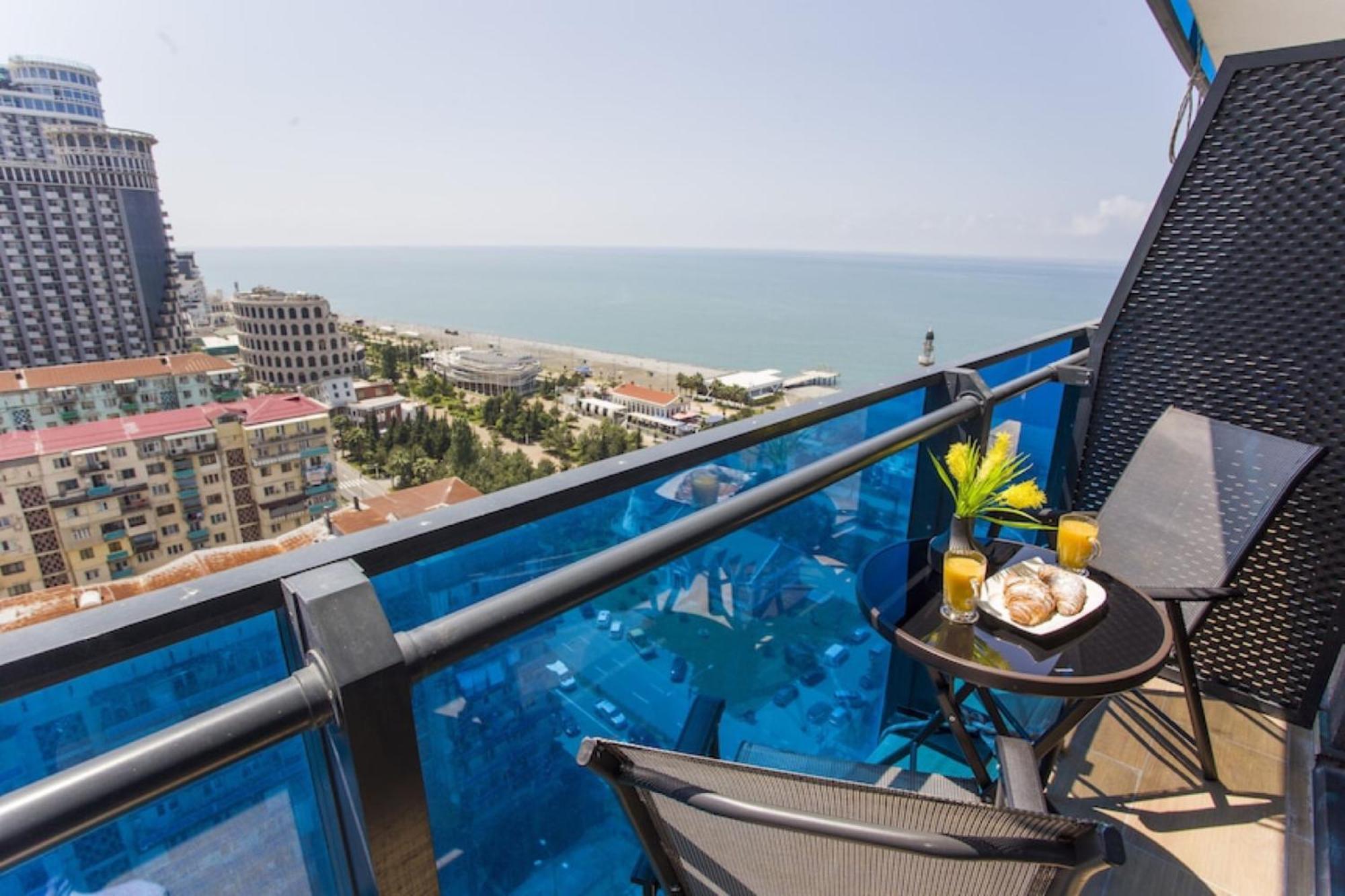 Aparthotel Sea View Orbi City Batumi Exterior foto